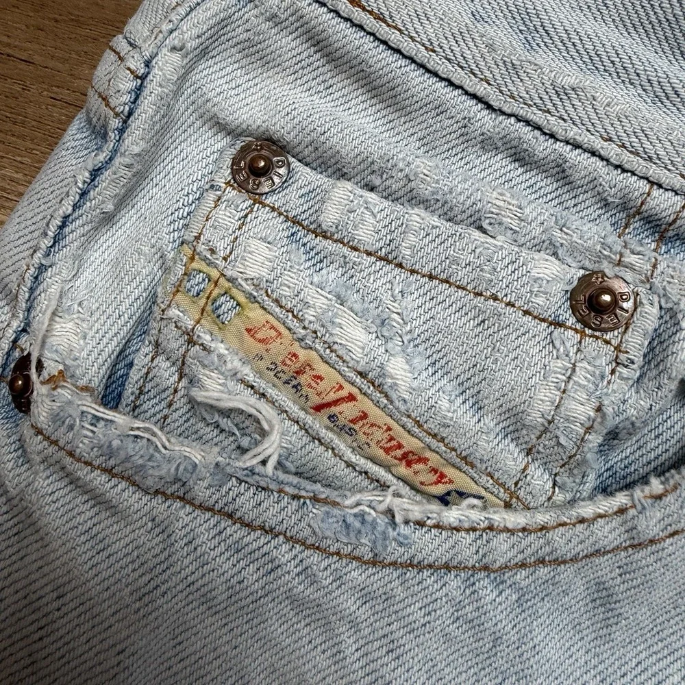Vintage Diesel Keetar Jeans Men 30x32 Blue Straight Leg Light Wash Distress Y2K